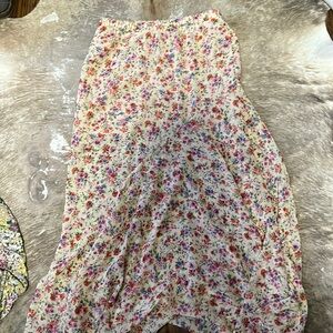Zara floral print long skirt, size small